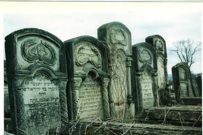 cemeterypath.jpg
